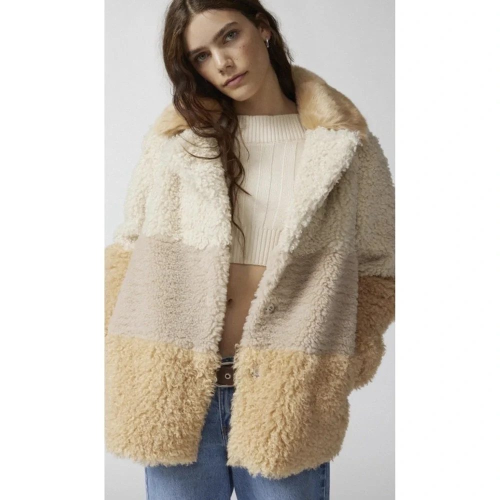 Urban‎ Outfitters Kerry Faux Fur Beige Cream Patchwork Jacket Size XS